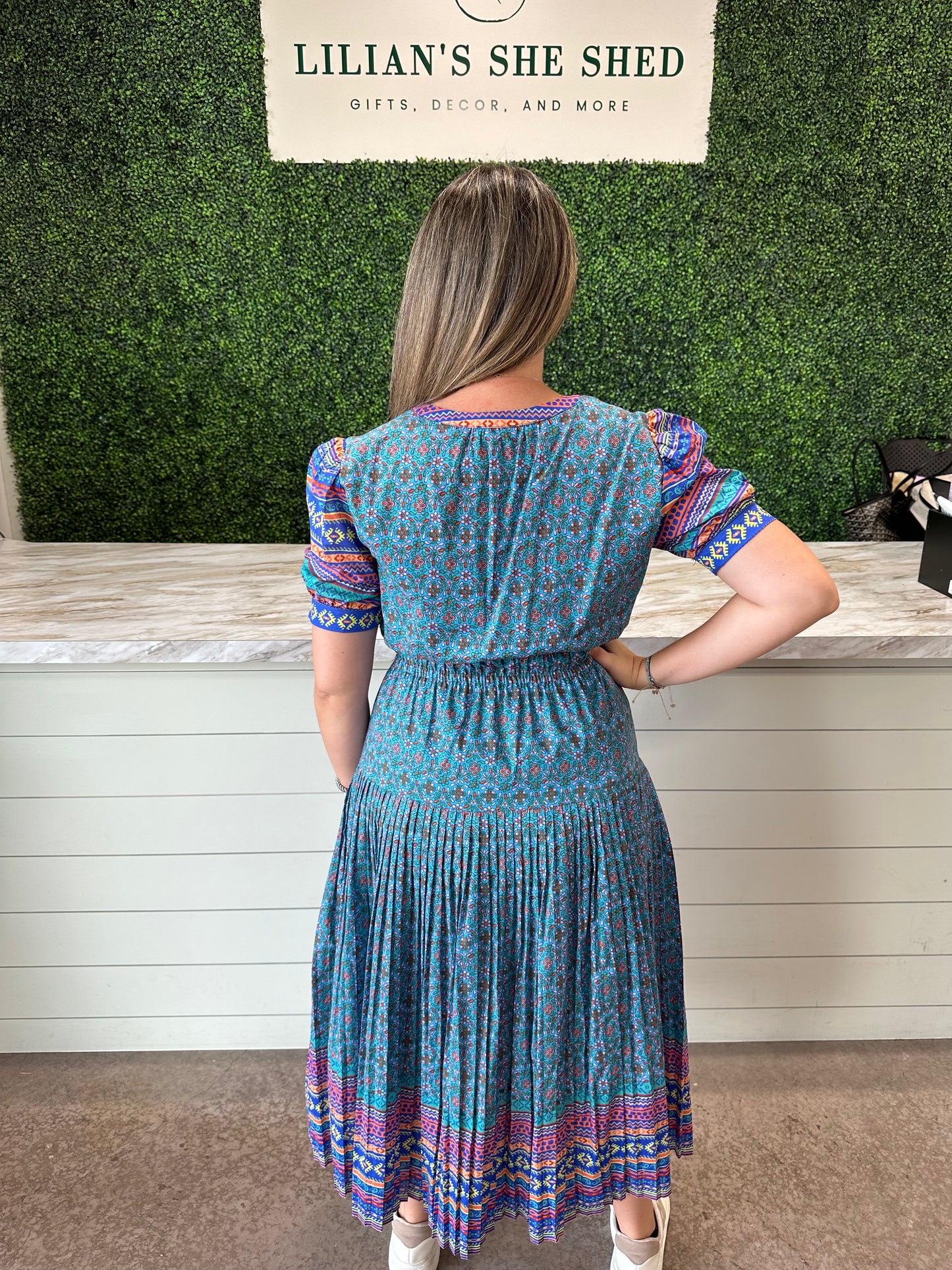 Short Sleeve Neck Patterned Midi Dress